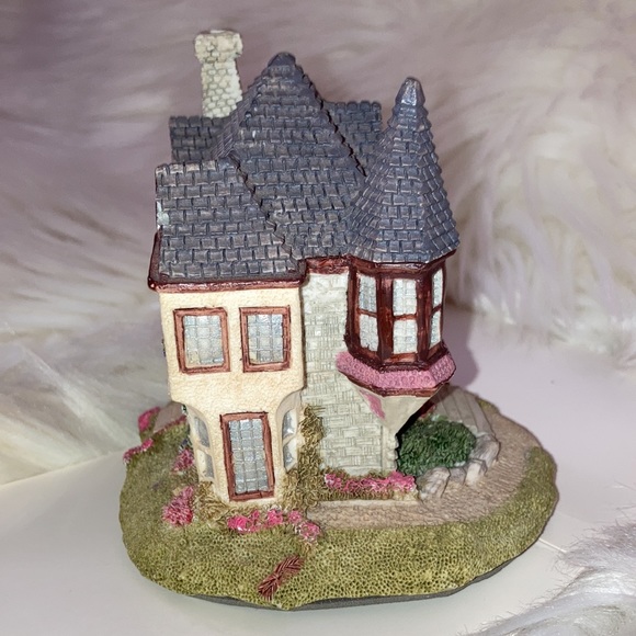 NAGUNYA Mini Victorian House Sculpture Decor - Picture 6 of 9